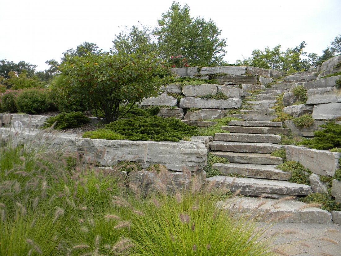 Landscaping Design Company West Bloomfield MI | Landscape Gardens - Austin_walls_and_stairs